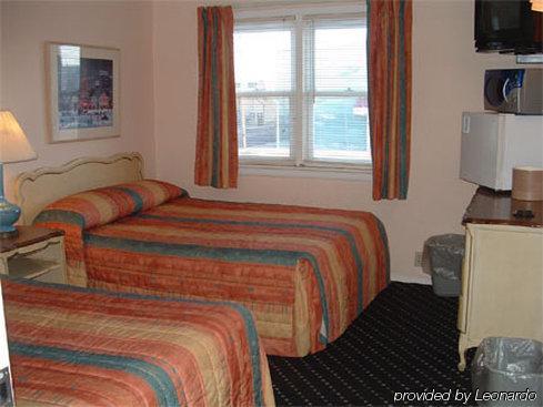 Clarem Happy Days Hotel Уайлдууд Екстериор снимка